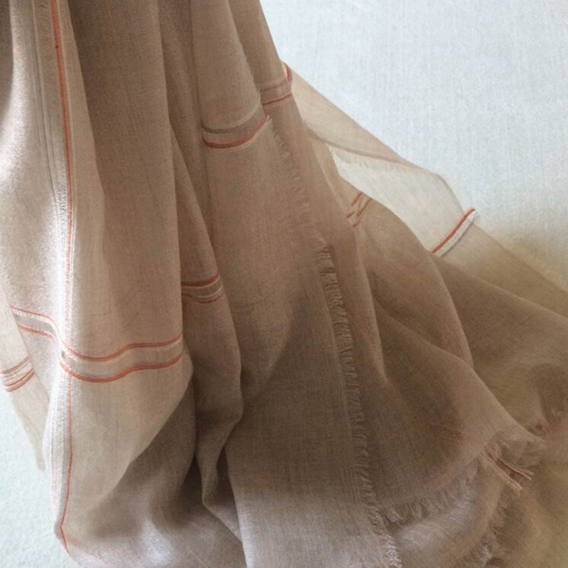 Pure Cashmere Scarves Beige Plaid Women Fashional Winter Scarf
